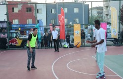 Basketbol Branşı Görselleri Bursa Uluslararası Spor Festivali