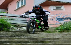 Türkiye’de Bir İlk Gerçekleşti Urban Downhill Yarışı Bursa’da Tarihe Geçti!