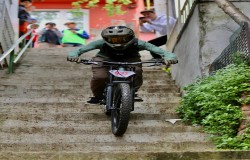 Türkiye’de Bir İlk Gerçekleşti Urban Downhill Yarışı Bursa’da Tarihe Geçti!