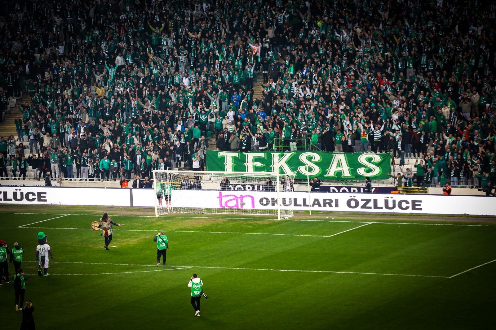 250 üniversite öğrencimizle, sporun ve şampiyonluk yürüyüşünün heyecanını hep birlikte yaşadık!